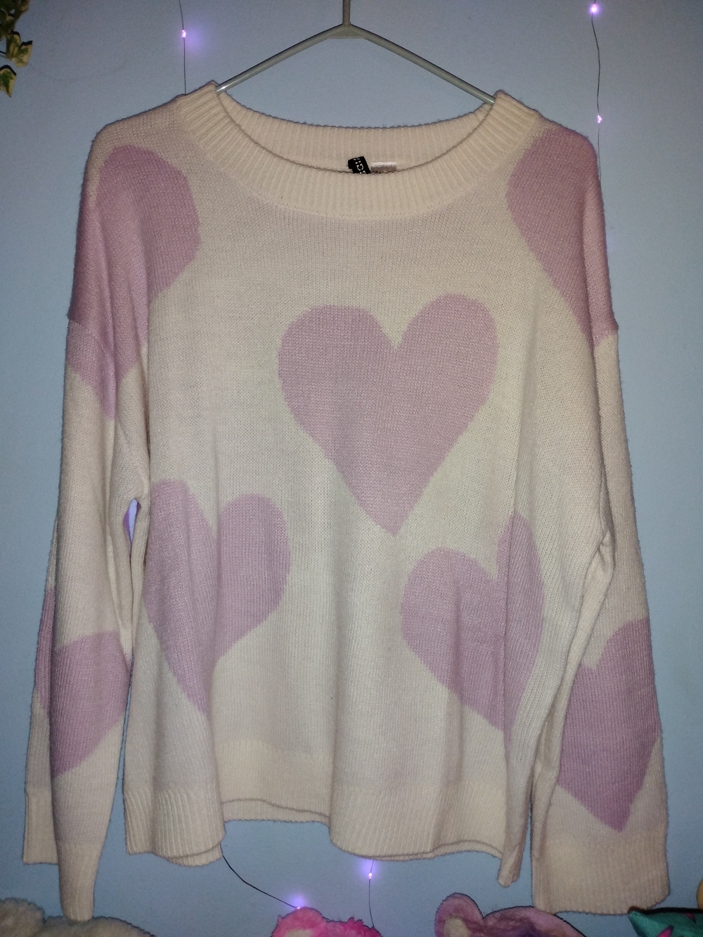 Women’s Cream Sweater with Pink Heart Pattern
